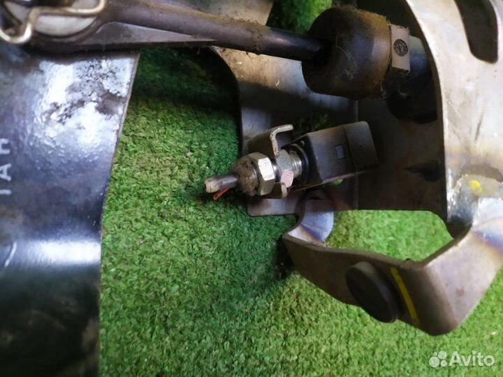 Педаль сцепления Kia Ceed JD G4FA 2013