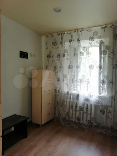 Комната 14 м² в 1-к., 1/5 эт.