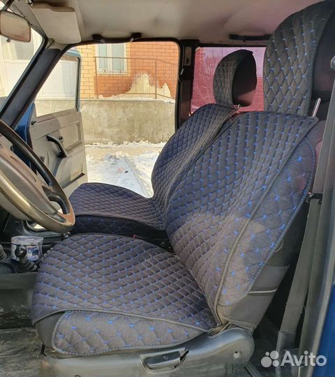 Накидки на сиденья автомобиля