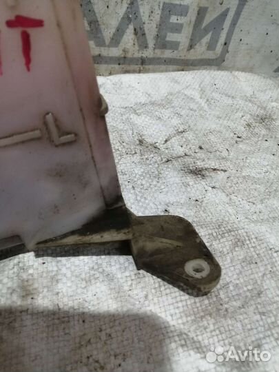 Расширительный бачок Hyundai Accent