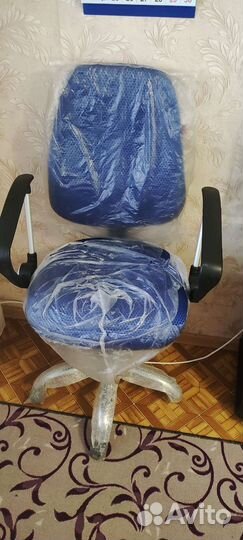 Компьютерное кресло новое