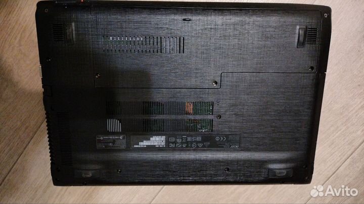 Ноутбук Acer Aspire E-15 E-5-575G-39DD