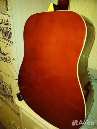 Акустическая гитара