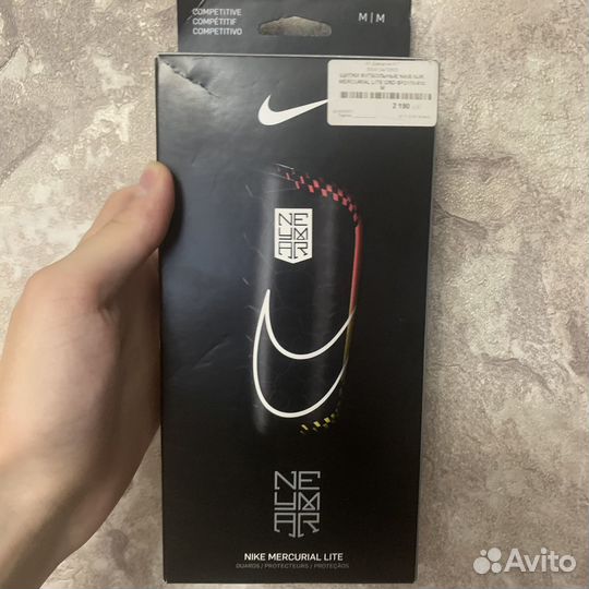 Футбольные щитки nike neymar