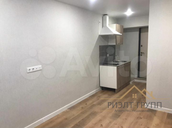 Комната 12 м² в 5-к., 3/5 эт.