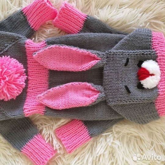 Свитера, комбинезоны для собак