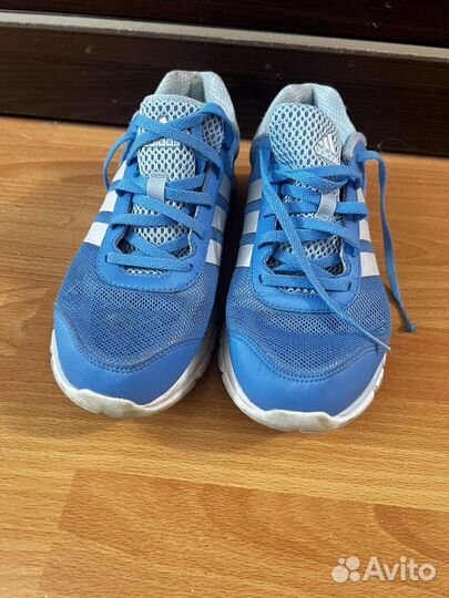 Кроссовки женские adidas