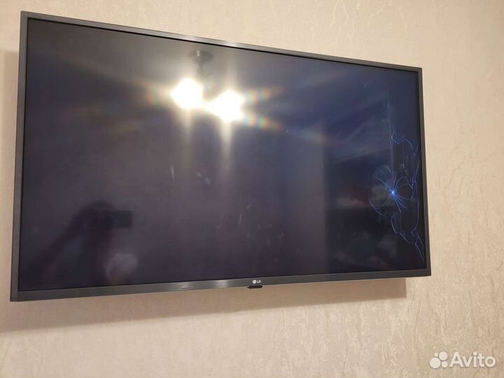 Разбита матрица LG