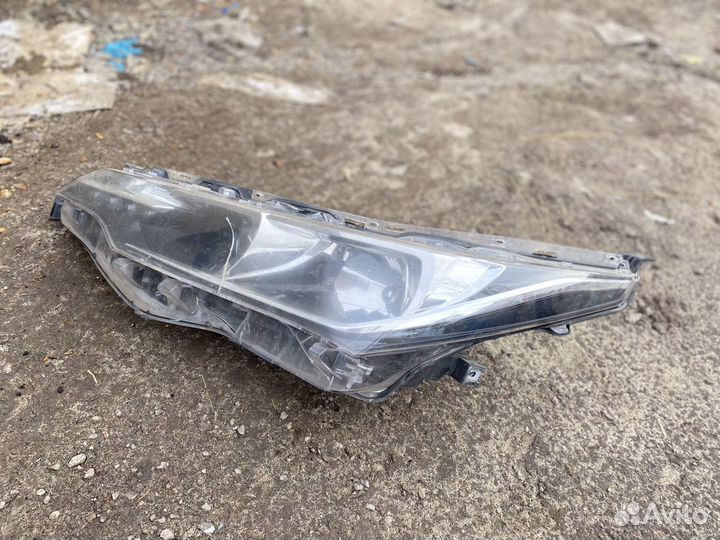 Фара toyota corolla