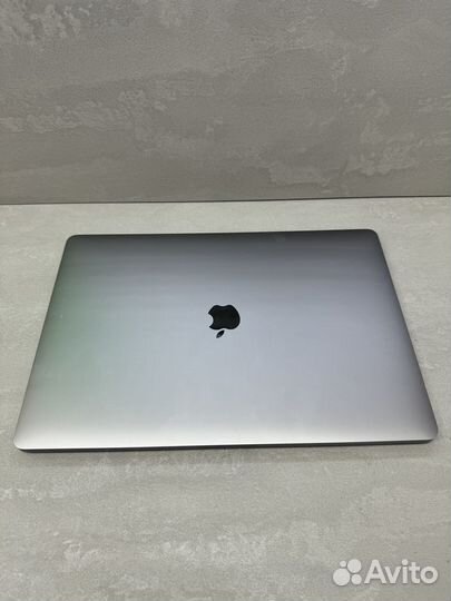 Apple MacBook Pro 15 2019