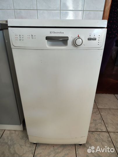 Посудомоечная машина Electrolux 45