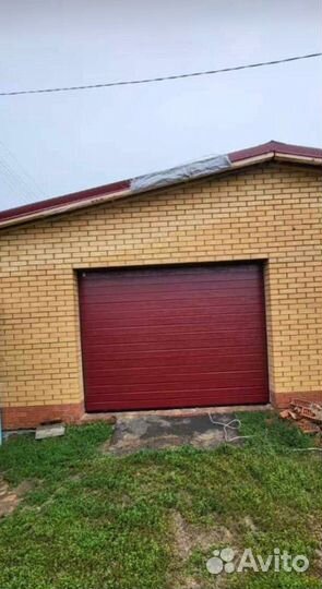 Секционные ворота