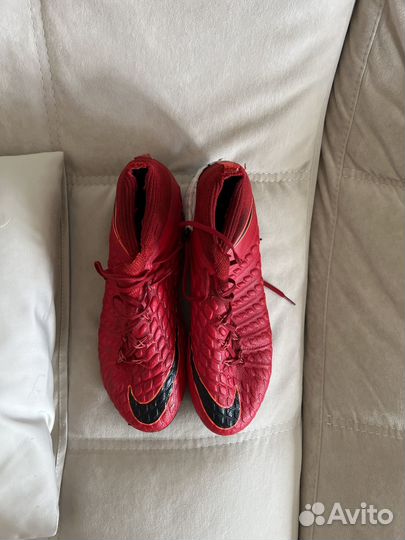 Бутсы nike hypervenom