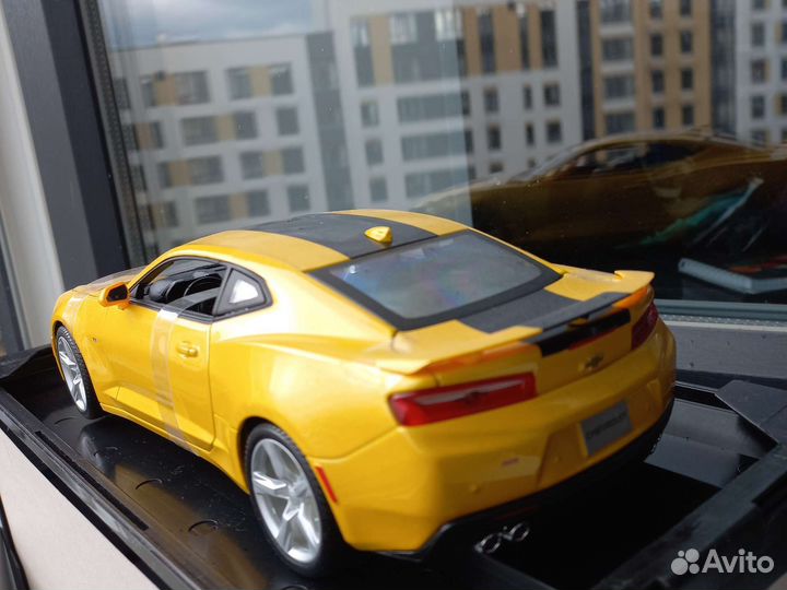 Chevrolet camaro ss 2016 1/18 Maisto