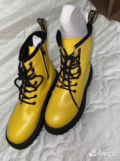 Ботинки Dr. Martens демисезонные женские 40