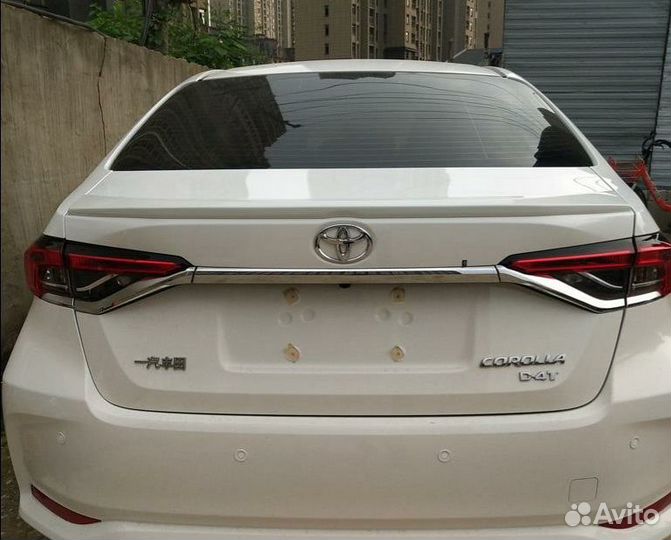 Спойлер широкий Toyota Corolla 2018+