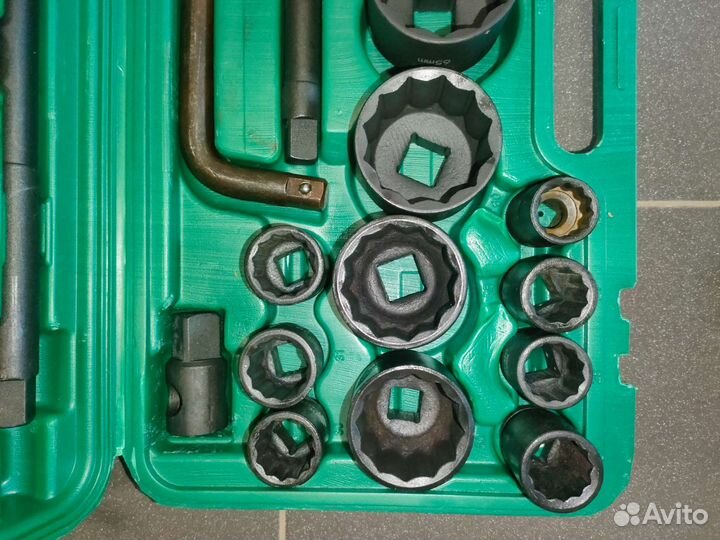 Набор головок 12 граней 26 предметов с трещеткой