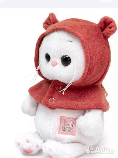 Лили Басик 19 см в капюшоне