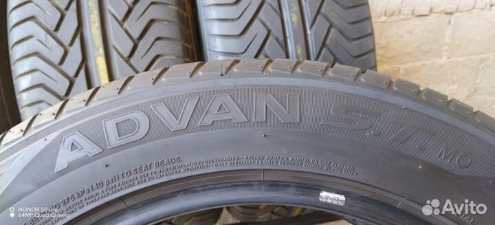 Yokohama Advan S/T V801 275/50 R20