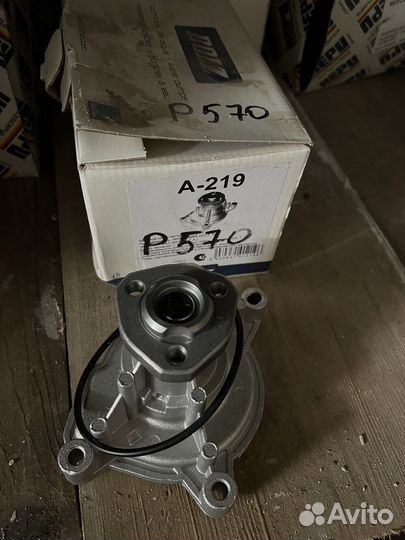 Помпа VAG 1.4 tfsi