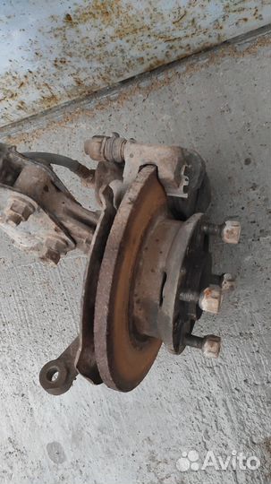 Кулак в сборе Дэу Матиз Левый