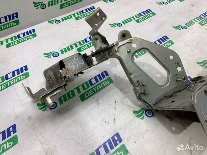 Лонжерон кузова передний левый Renault Scenic