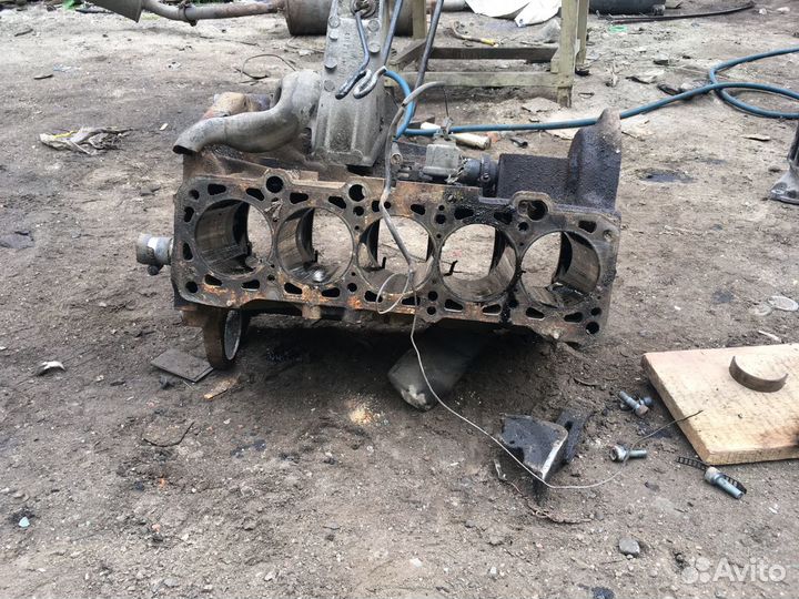 Двигатель Audi 100 NF по запчастям