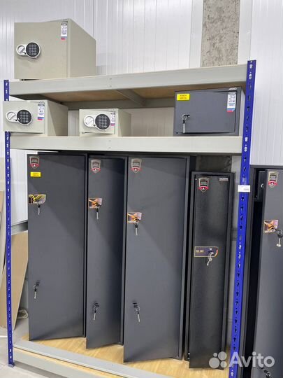 Сейф металлический