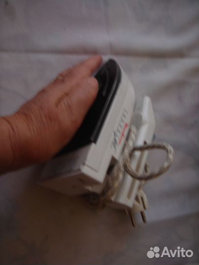 Утюг б.у в дорогу