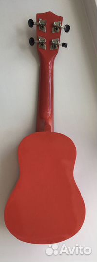 Гитара укулеле