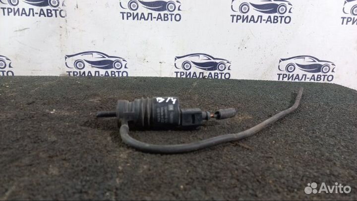 Насос омывателя Chevrolet Captiva Z22D1 2011