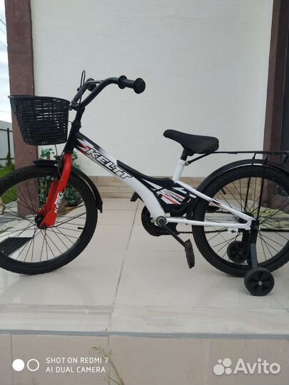 Детский трехколесный велосипед