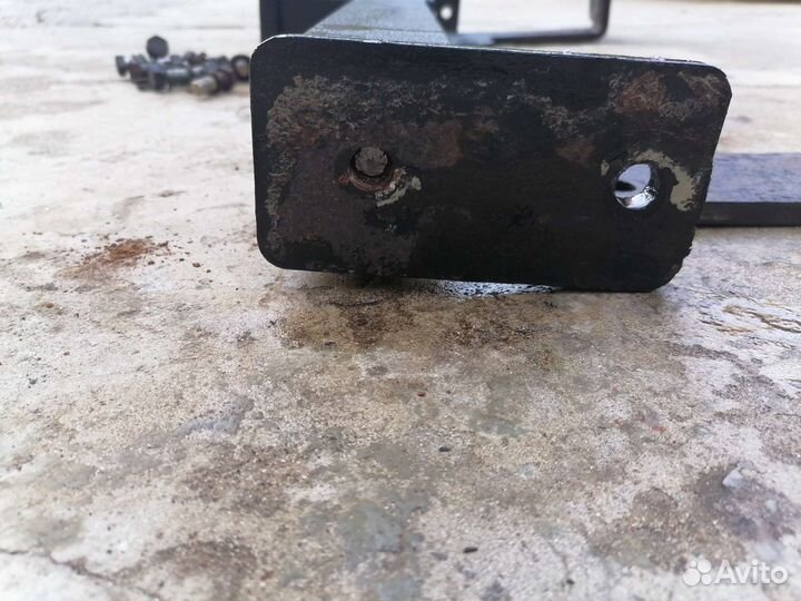 Фаркоп. Сузуки Гранд Витара 3-х дверный