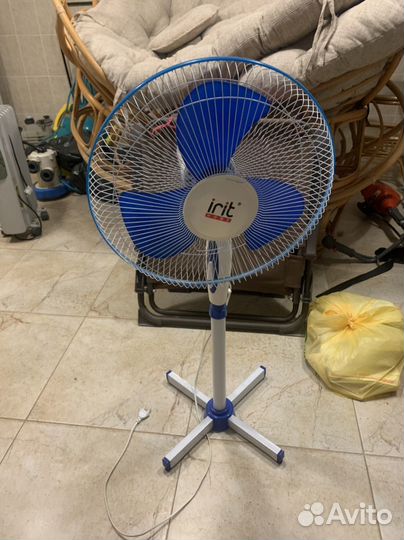 Вентилятор напольный irit