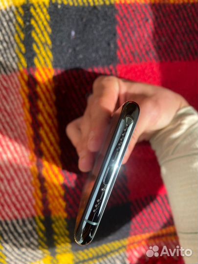 iPhone 11 Pro, 64 ГБ