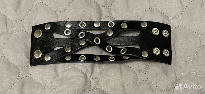 Кожаный браслет