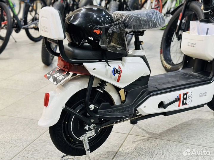 Отличный Электроскутер Golden Eagle. 25 км/ч