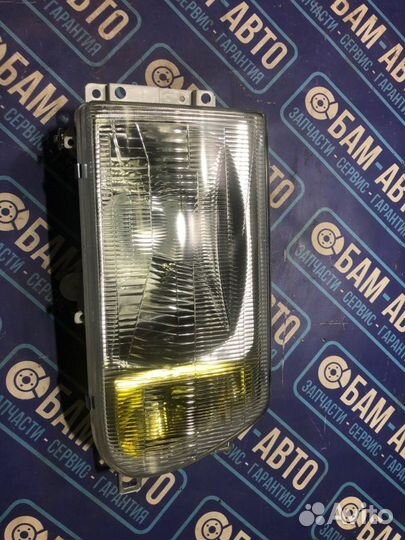 Фара передняя правая Toyota Dyna BU102 95-99