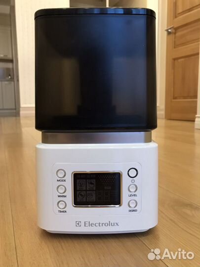 Увлажнитель Electrolux EHU-3515D