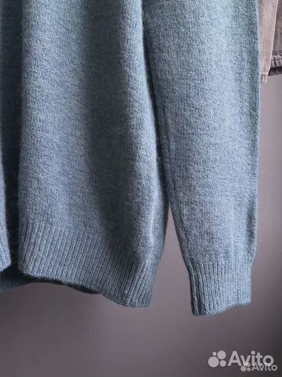 Шикарный свитер из шерсти Massimo Dutti 52 новый б