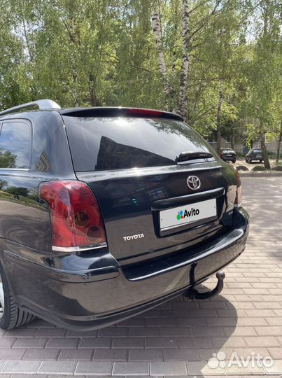 Toyota Avensis 2.2 МТ, 2005, 430 000 км