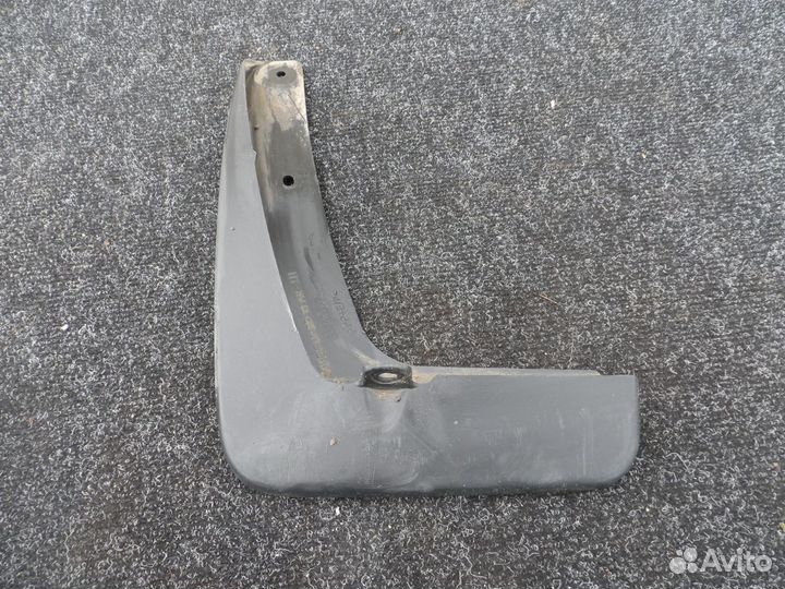 Брызговик задний левый Mitsubishi ASX 12-16