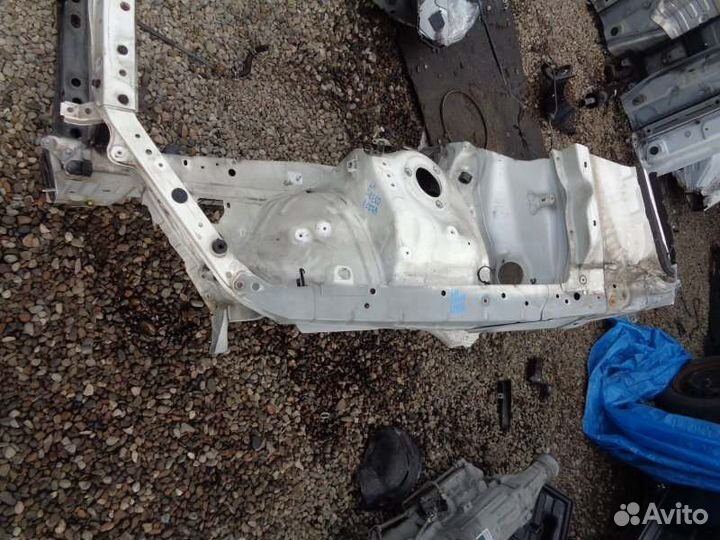 Лонжерон левый Toyota Altezza GXE10 1G-FE 2005/6