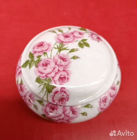 Шкатулка. Бонбоньерка. фарфор. Германия