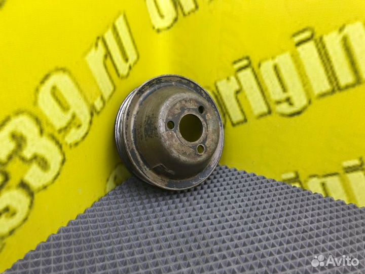 Шкив насоса гур Mercedes-Benz S-Class W126 M116