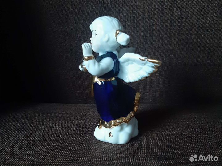 Фарфоровая статуэтка Девочка ангел