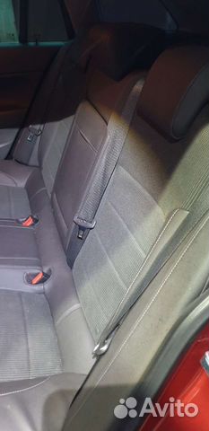 Задняя часть салона opel insignia