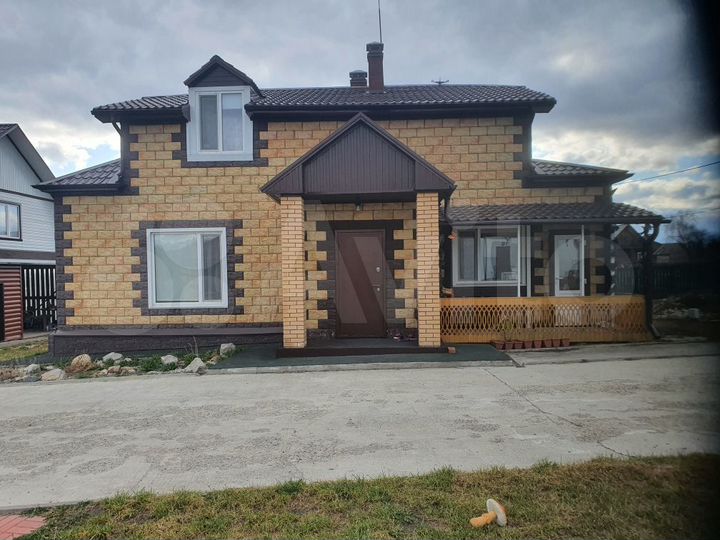 Коттедж 152 м² на участке 30 сот.