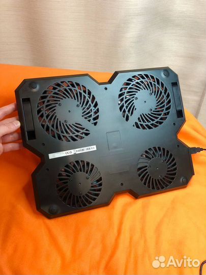 Подставка охлаждения ноутбука