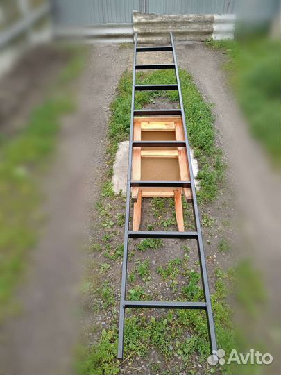 Лестница металлическая